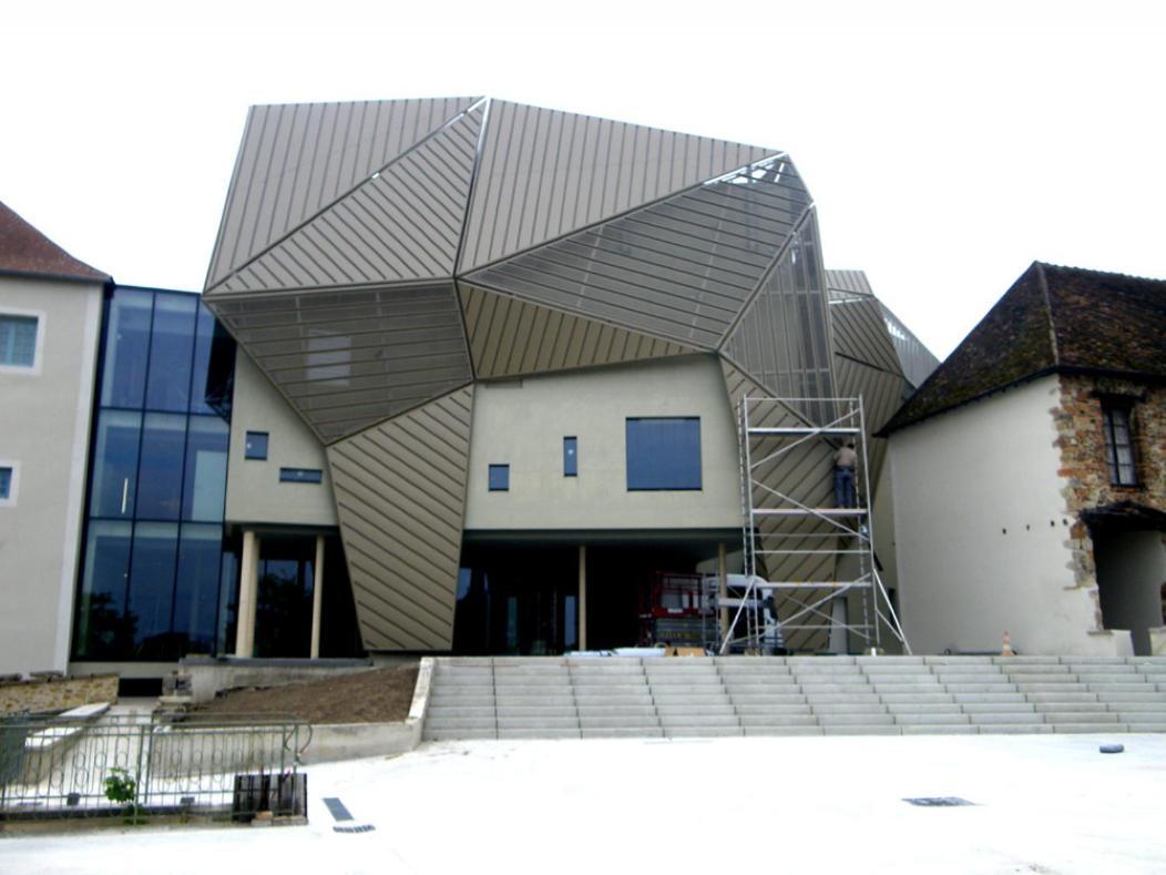 Ferienwohnung Ld-Location Montlucon Intermarche Exterior foto
